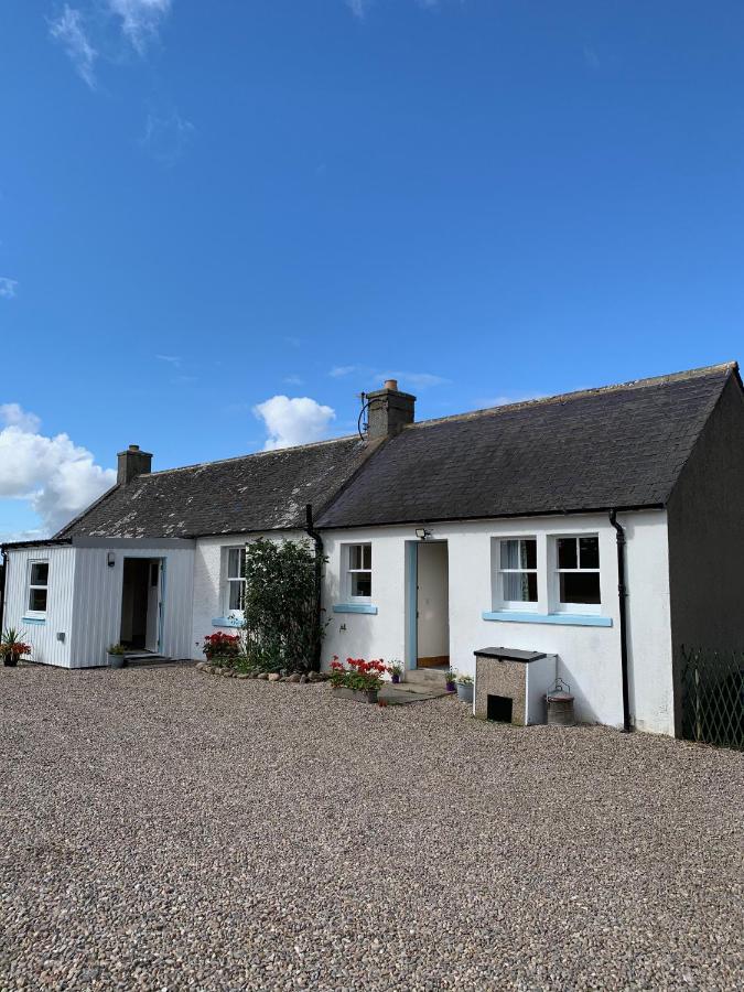 Ploughmans Cottage Forres Exterior photo